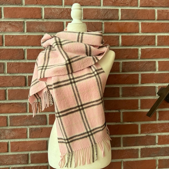•Burberry Light Pink Plaid Cashmere Scarf Shawl 12”x70”Made In England - Picture 3 of 8